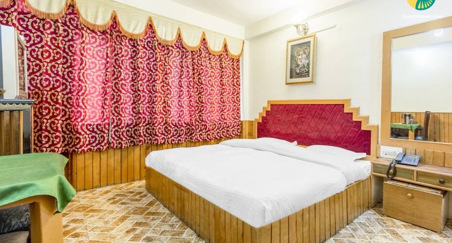 Boutique stay for three, Manali 5