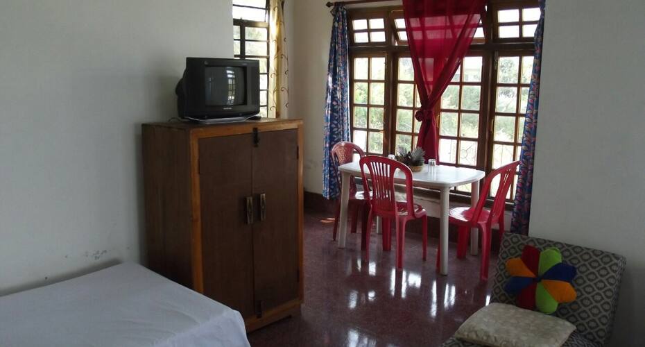 Triple Room with attached bathroom 001, Kalimpong 4