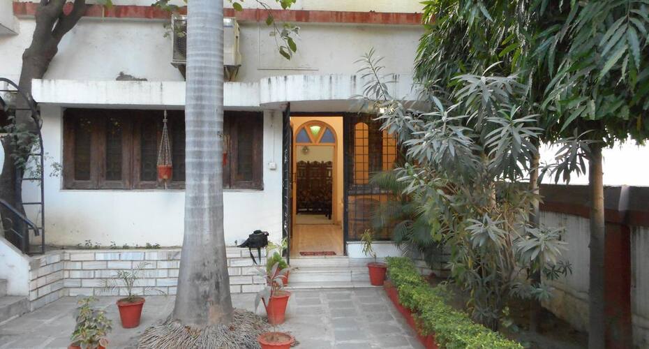 Shades Hotel, Nagpur 1