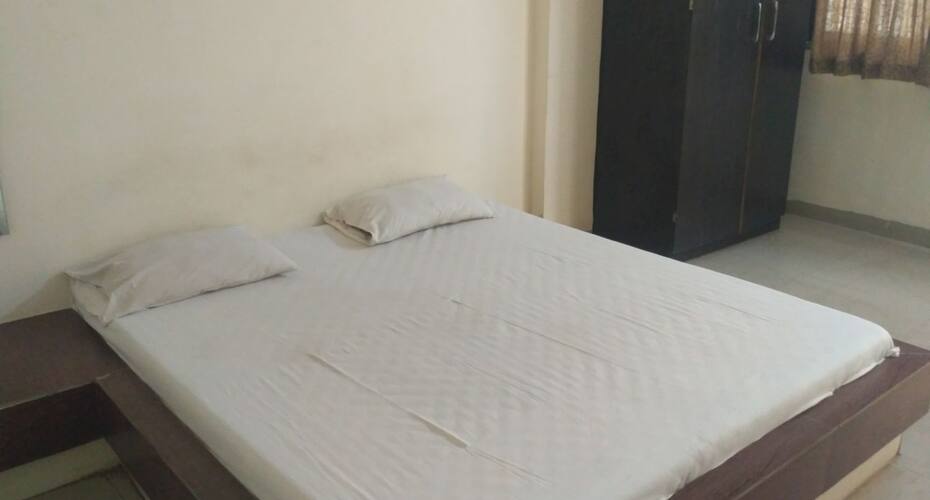 Hotel Govinda Lodge, Pune 4