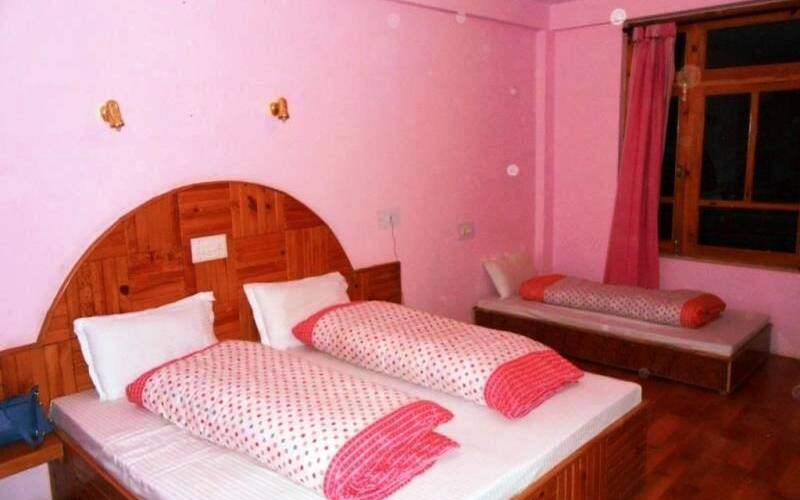 Hotel Himalaya, Kalpa 3