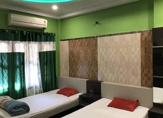 Hotel Raj Biraj Lodge, Siliguri 2