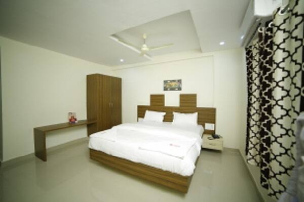 Hotel Tilottama Grand, Vijayawada 3