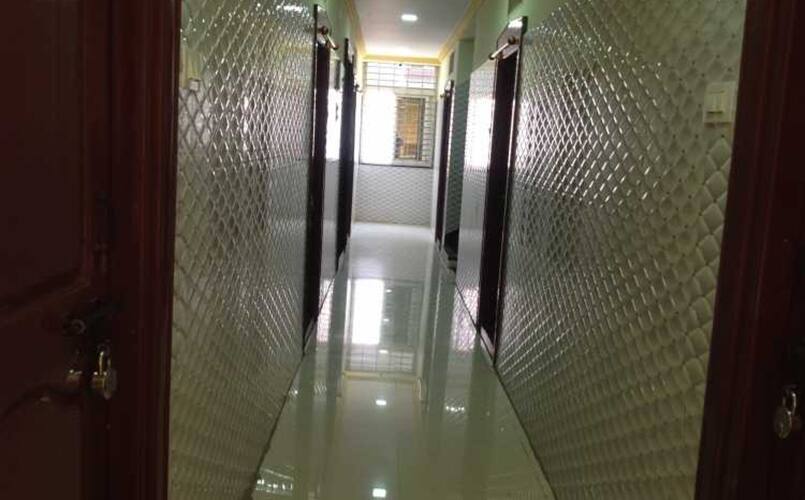 TenaliVenkateswarluLodge, Guntur 5