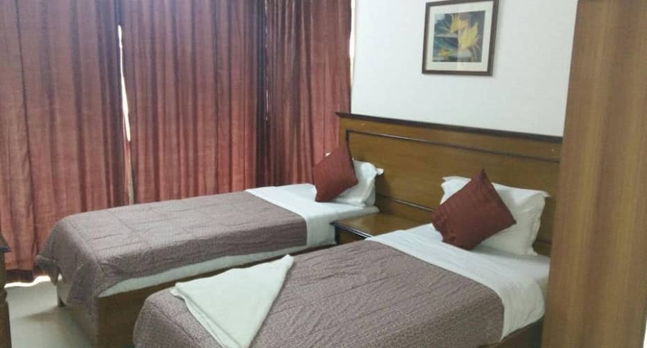 Castle Service Apartment, Mumbai 4