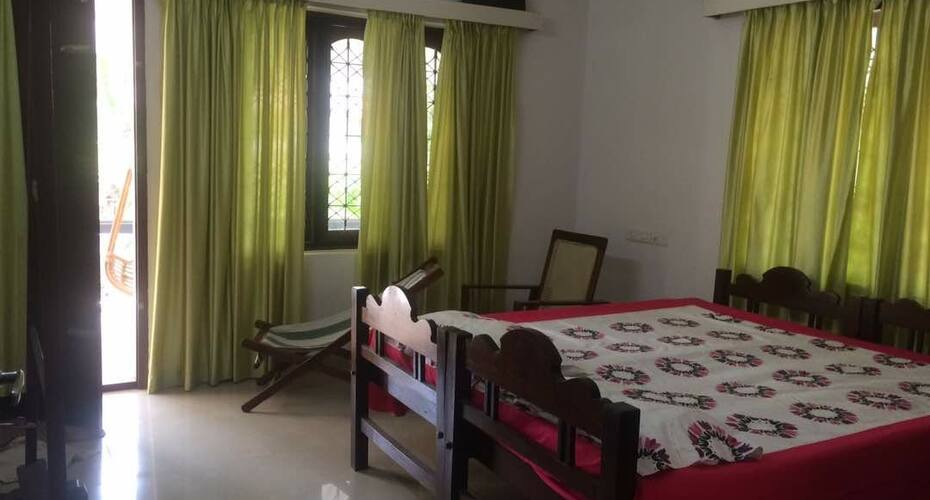 Lotus paying guest accommodation, Kochi 4