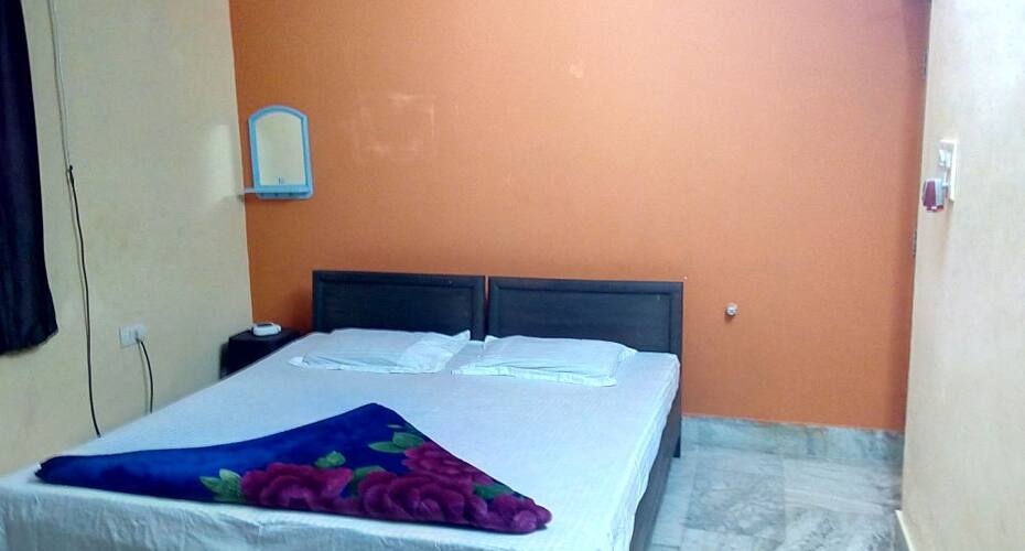 Laughing Buddha Homestay, Bhubaneswar 4
