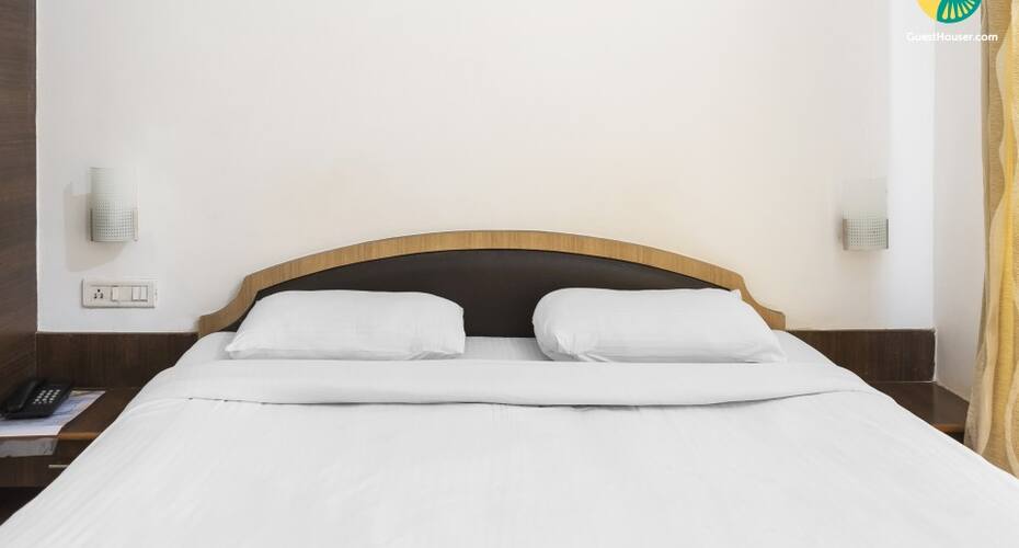 Boutique room for 3 with Wifi, Mahabaleshwar 5