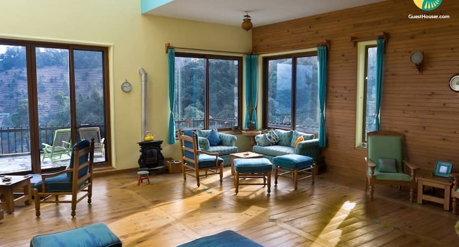 Couple cottage room with Wifi, Nainital 5
