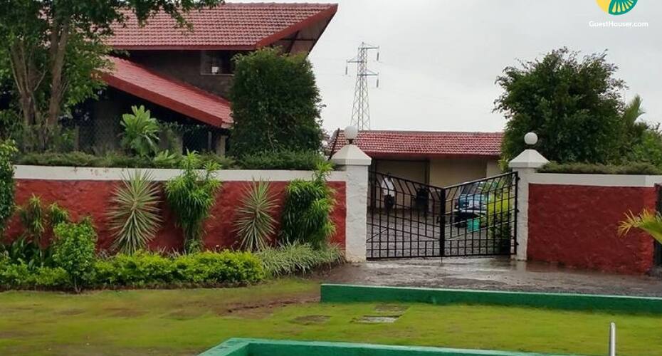 3-BR pool bungalow, Lonavala 2