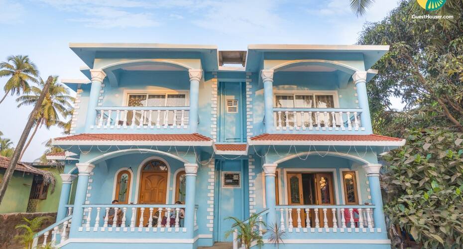 Couple cottage room in Calangute, Goa 2