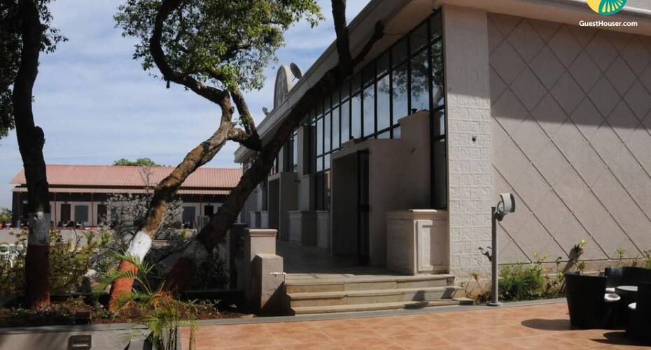 Cottage for three, Mahabaleshwar 5