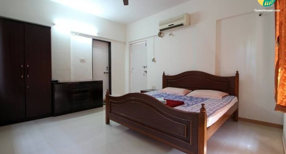 2-br Apartment For 6, Pune 5