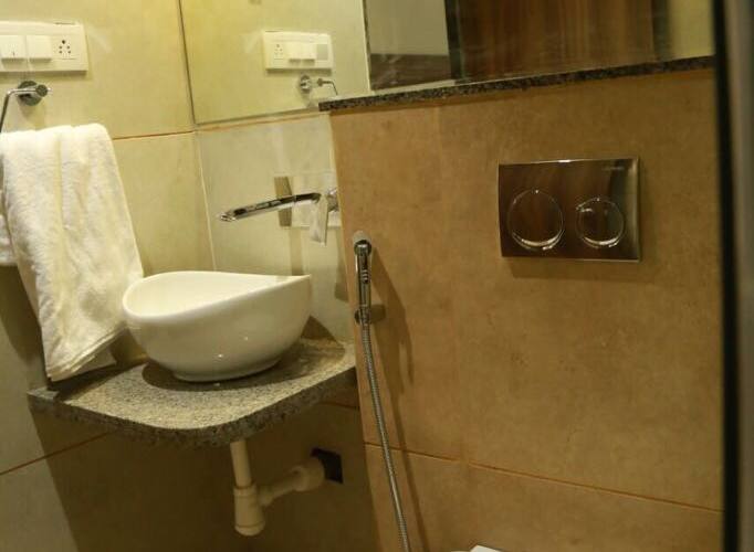 Hotel City Crown, Mandsaur 4