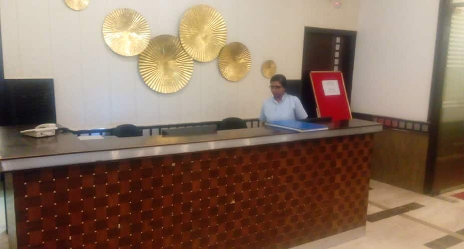 Hotel Bizzotel, Gurgaon 1