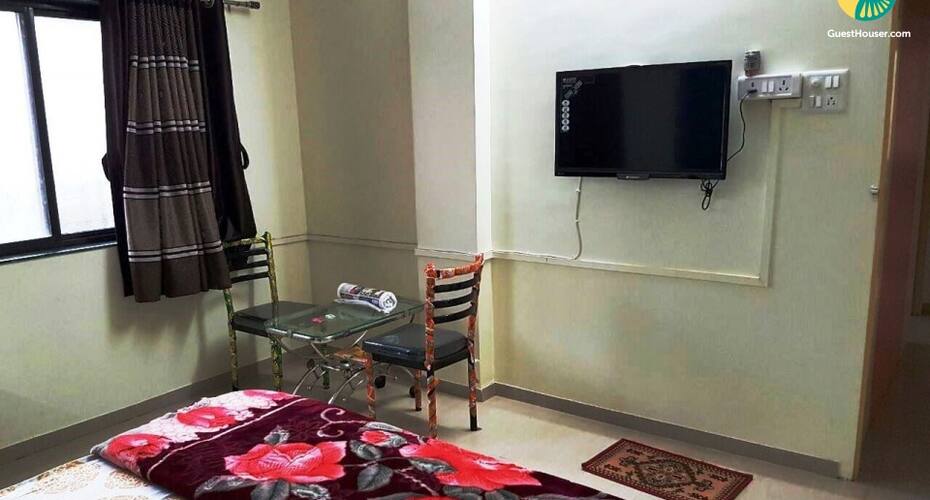 2-BR apartment for 6, Nashik 5