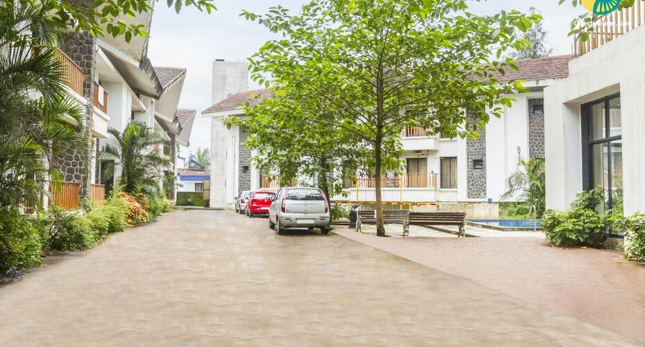 2-BR apartment for 5, Lonavala 2