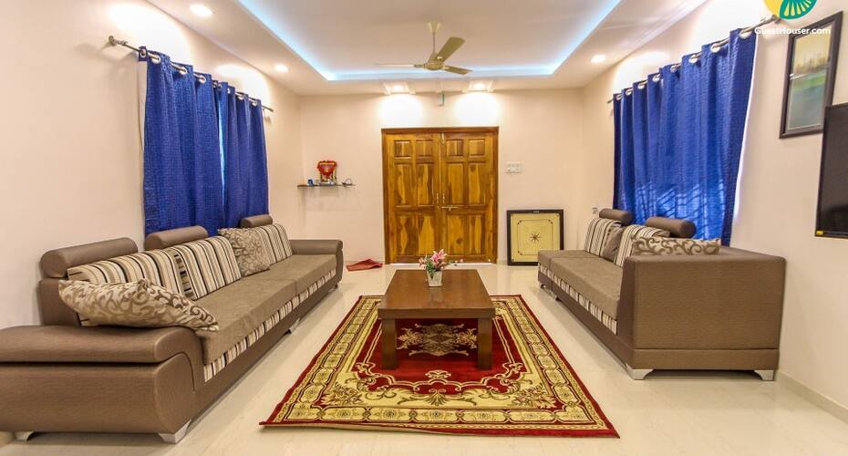 4-BR bungalow for 15, Panchgani 5