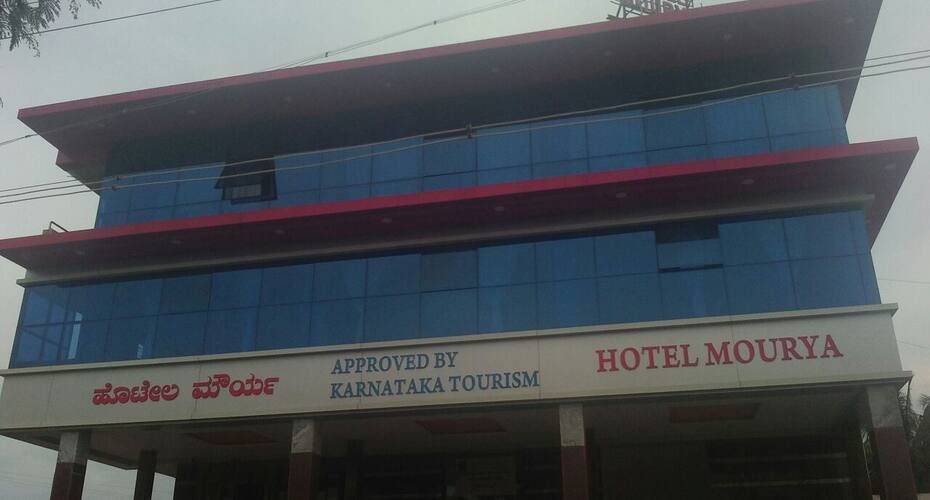 Hotel Mourya, Gadag 1