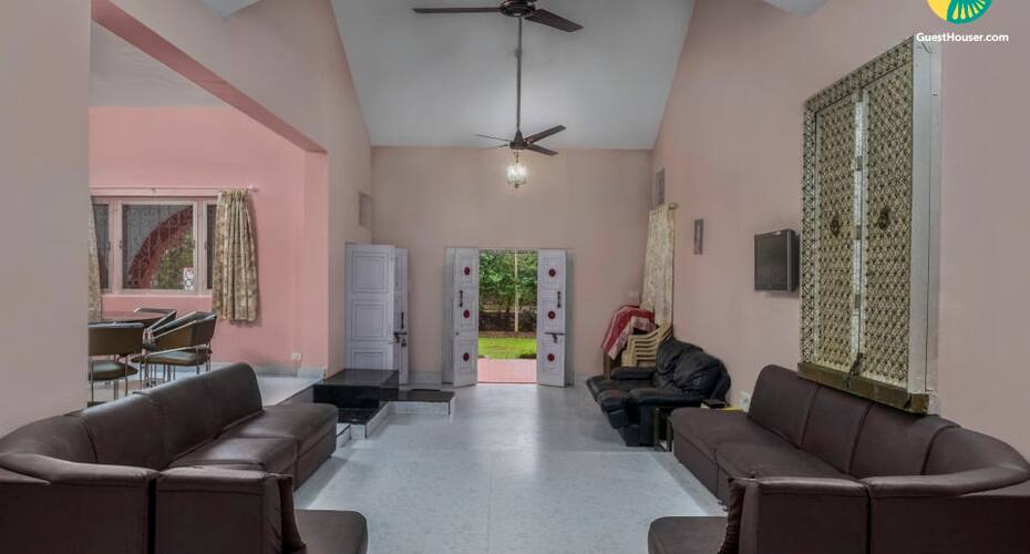 6-BR bungalow for 19, Lonavala 5