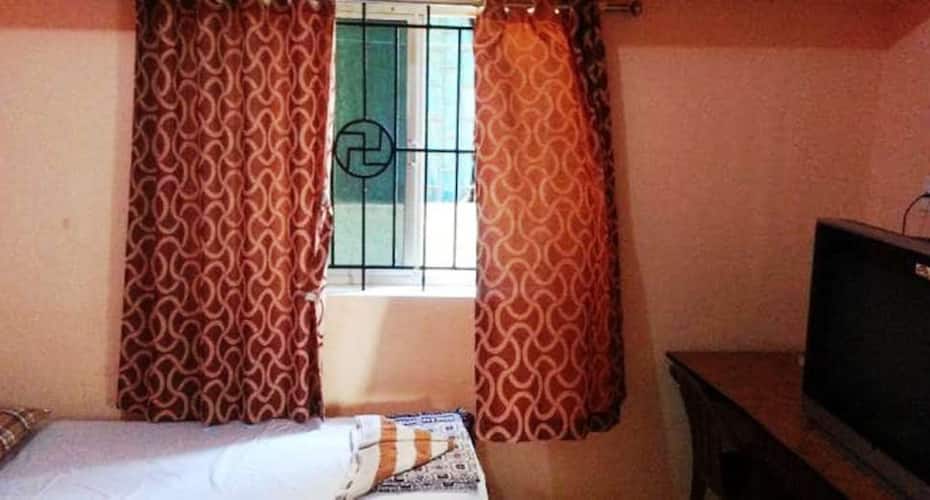 D Souza Tulshi Chhaya Guest House, Goa 3