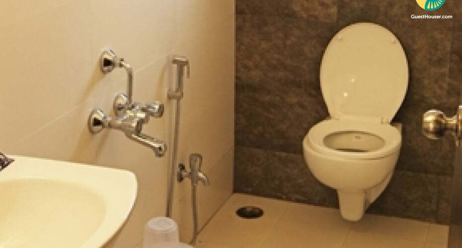2-BR apartment for six, Shirdi 2