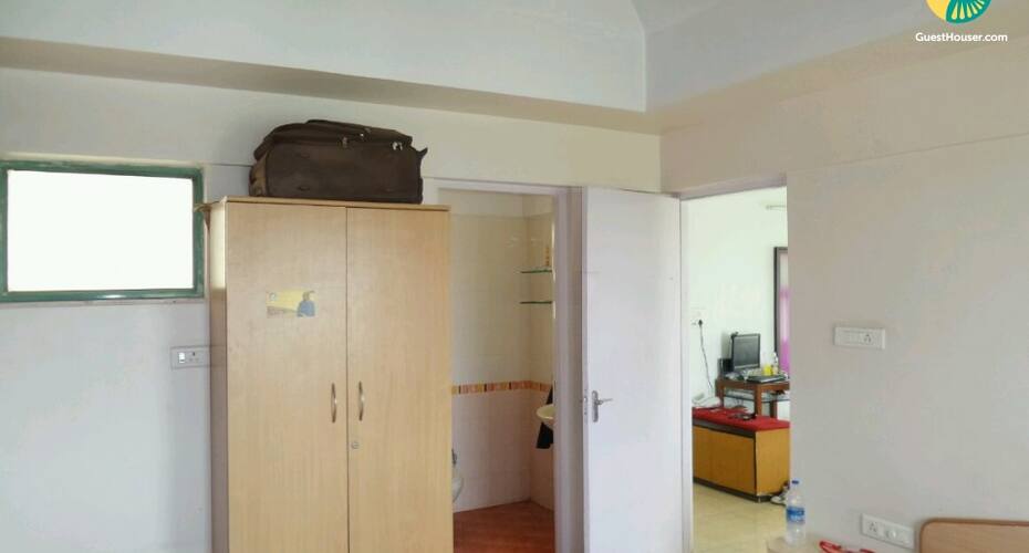 2-br Apartment For Four, Pune 1