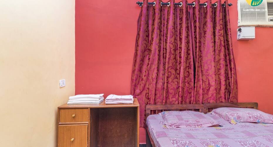 Room for 4 near Calangute beach, Goa 4