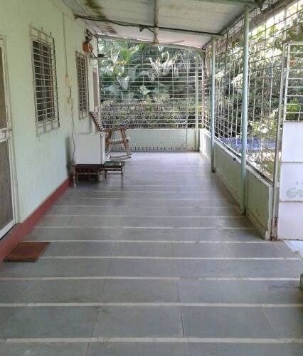 3-bedroom farmhouse for a group, Karjat 5