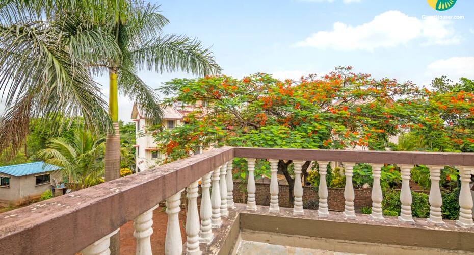 3-BR villa for 14, Lonavala 5