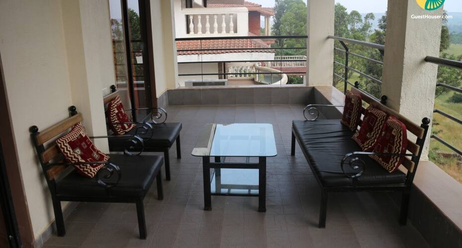 3-BR villa with a hilly view, Panchgani 4