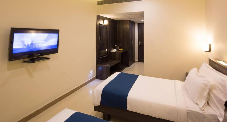 M-The Business Hotel, Goa 5