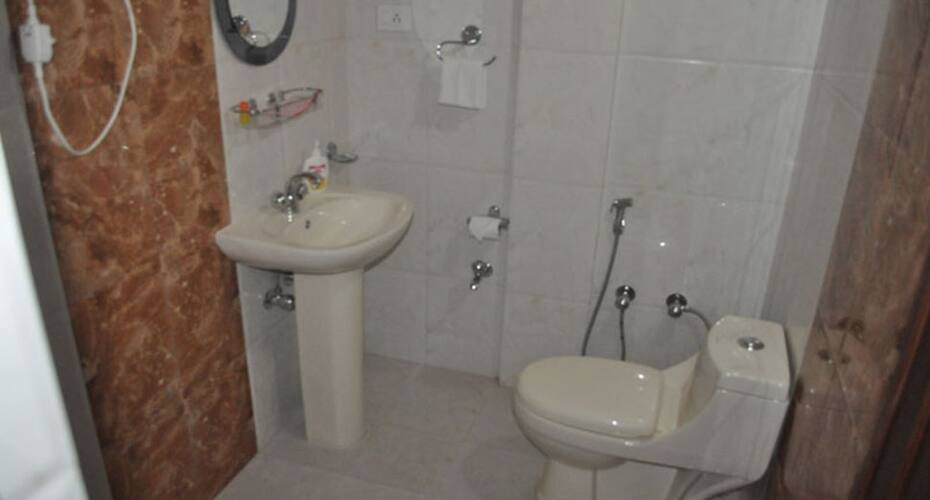 Hotel Royal, Bhubaneswar 3