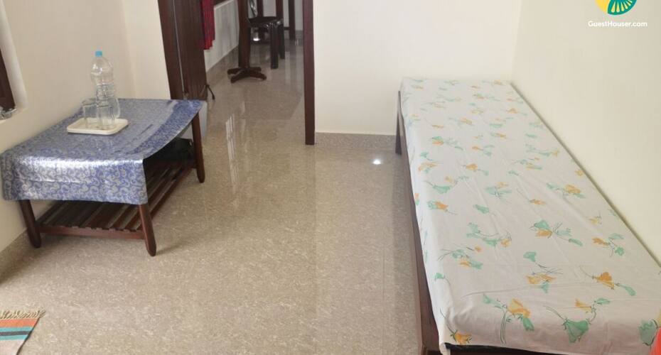 Well-furnished abode for those seeking homely comforts, Madikeri 5
