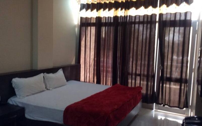 BM Hotel Aarna Palace, Katni 4