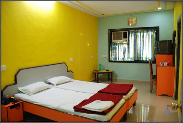 Hotel Umesh (Near Nani Daman Beach), Daman 5