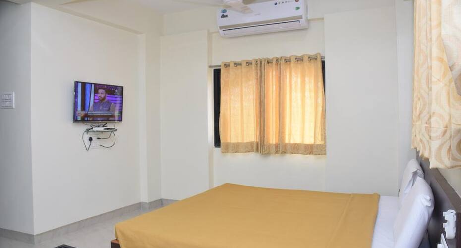Hotel Shivneri Durvankur Lodge, Latur 3