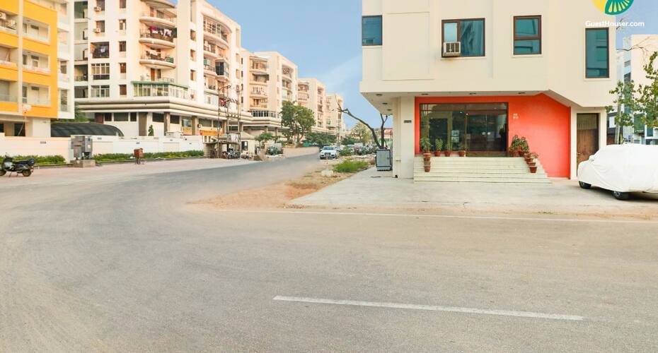 Restful stay for those on a shoestring budget, Jaipur 5