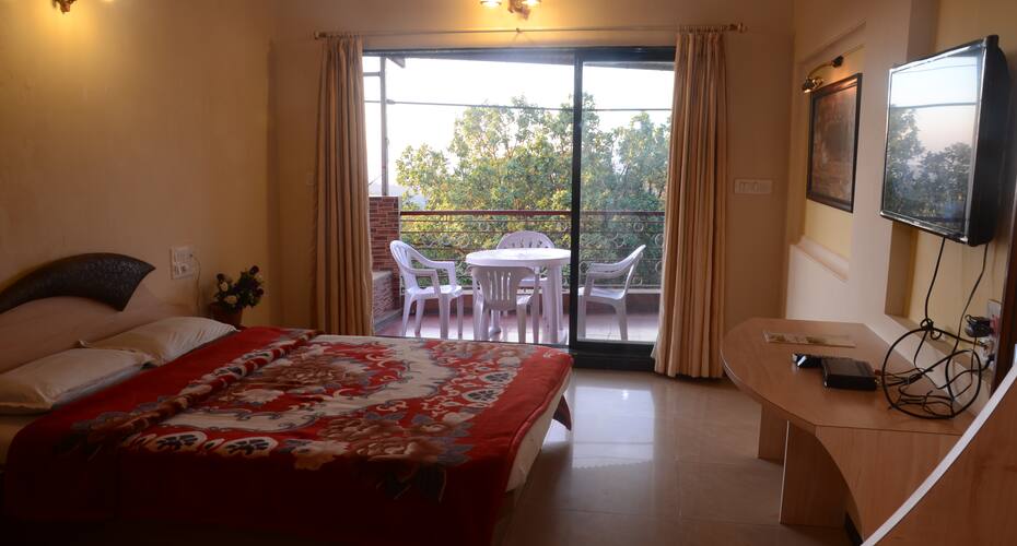 Hotel Arya, Mahabaleshwar 5