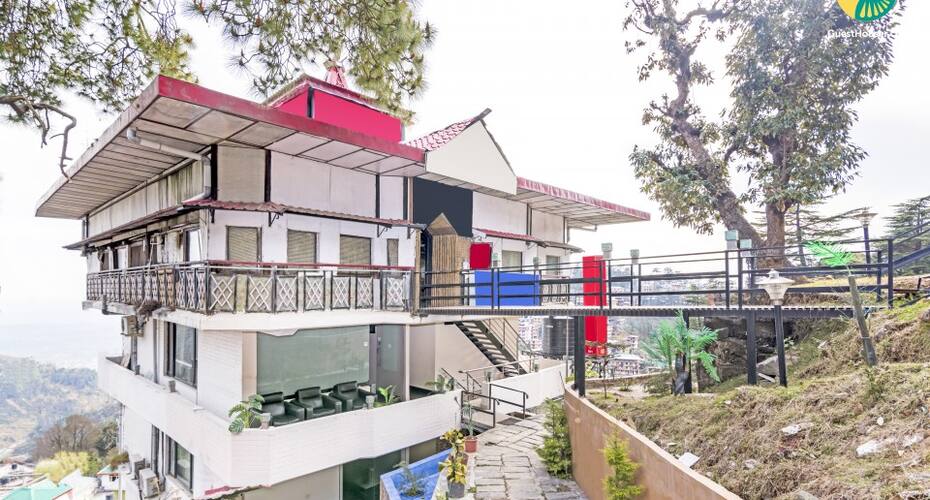 Restful abode for a couple, 2 km from Tsug La Khang, Dharamshala 2