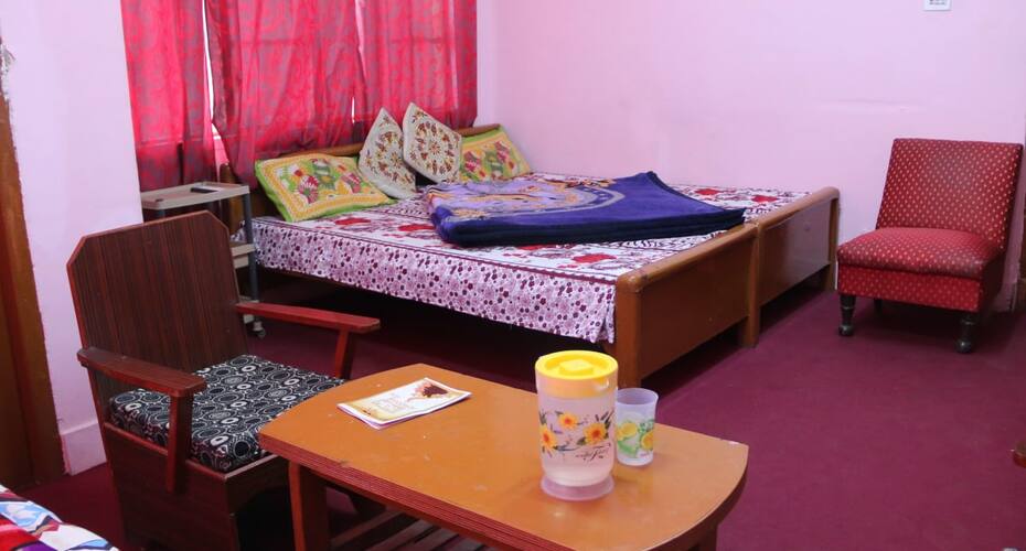 Hotel Manali Crown, Manali 1