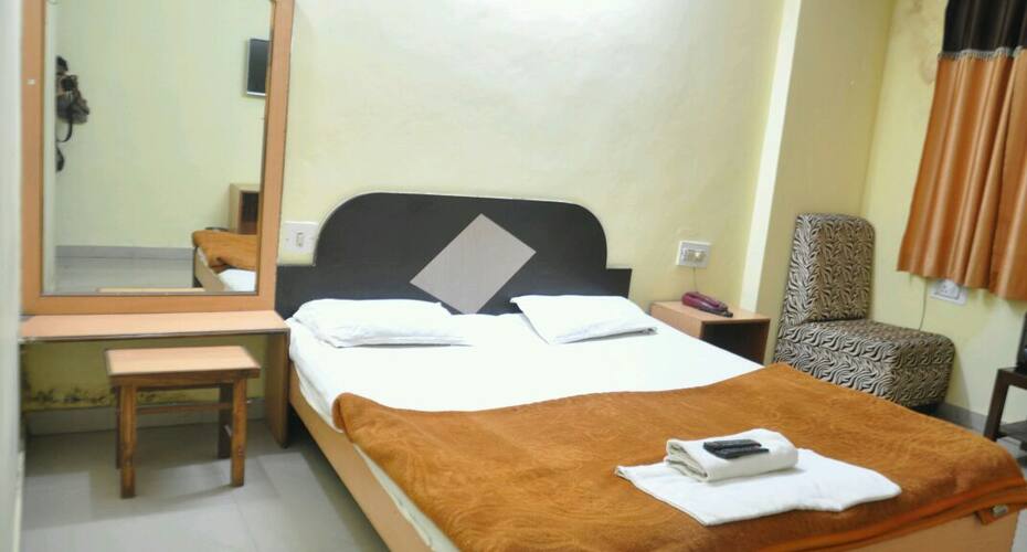 Hotel Sanskar, Pachmarhi 2