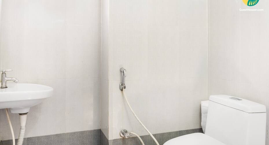 2-bedded room in a cottage with a pool, Madikeri 4