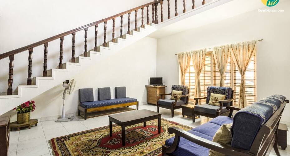 Comfy 5-BR cottage, 900 m from Madikeri Fort, Madikeri 5