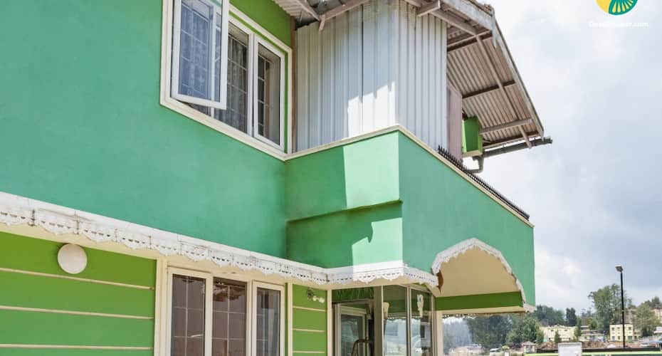 Well-appointed room with a hilly view, close to Ooty Lake, Ooty 2