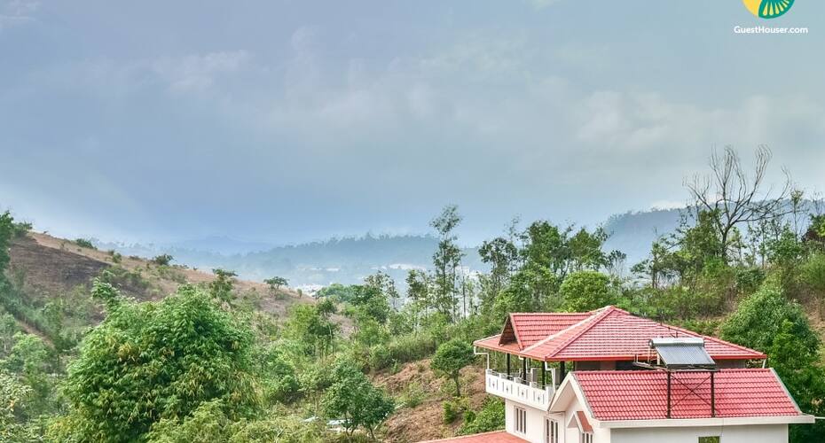 Vibrant 3-BR homestay cocooned in greenery, Madikeri 1