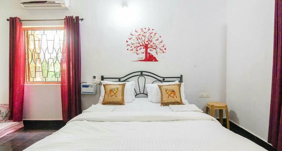 Beautiful villa on the beach, Goa 2