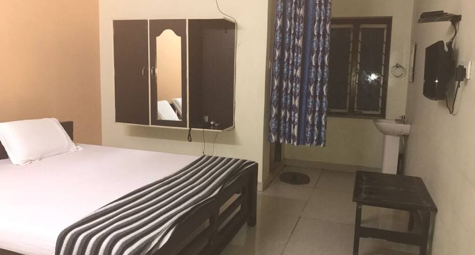 Laxmi Venkateswara Hotel, Bhadrachalam 4