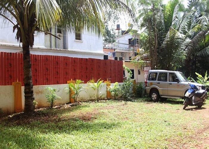 Platinum + Travellers Retreat 1BHK Boutique, Goa 4