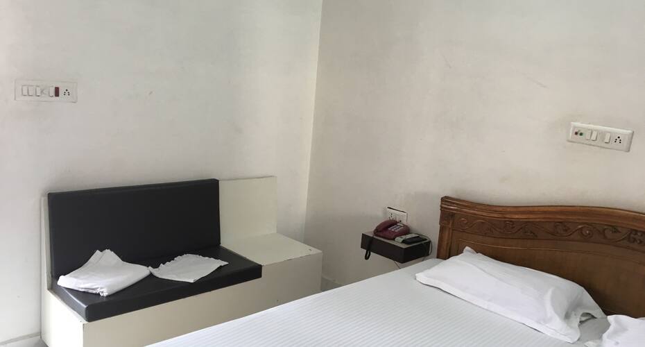 Chitrakut Rest House, Bhiwani 4